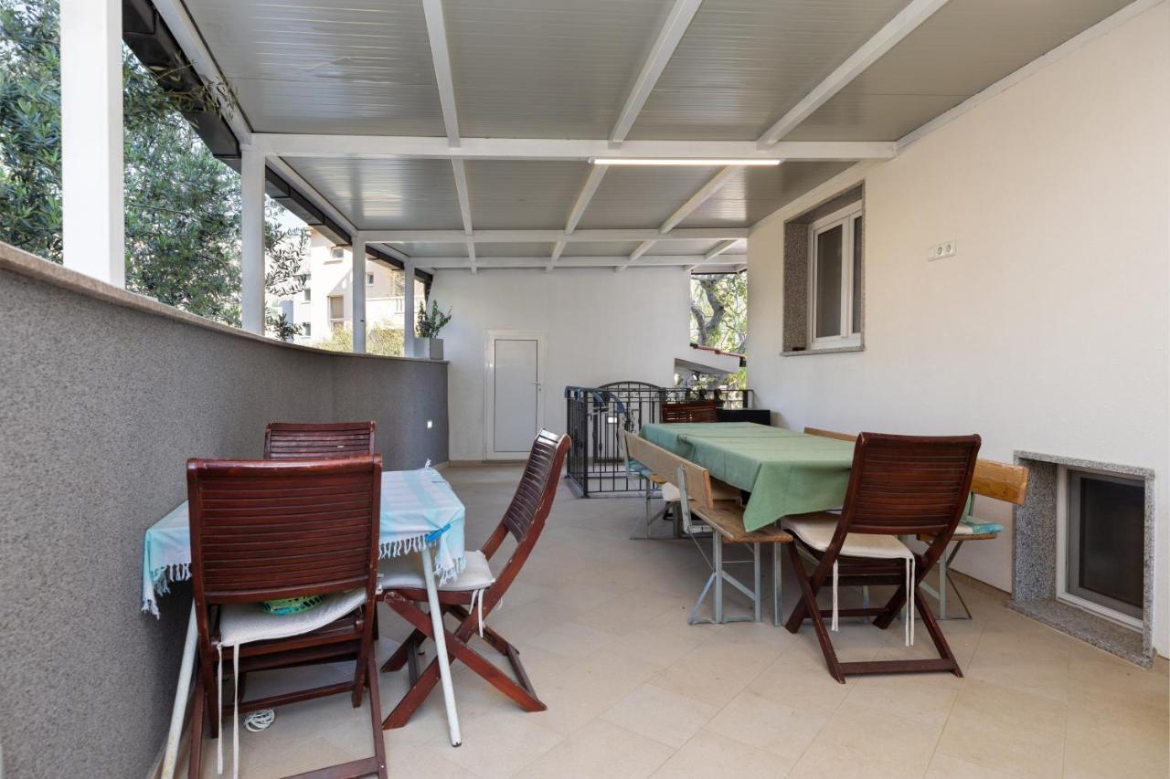 Apartment Duce 5973B Omiš Εξωτερικό φωτογραφία